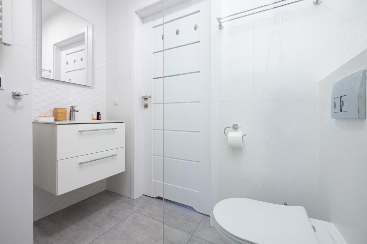 Klifowa With Spa, Fitness & Kids By Renters Rewal