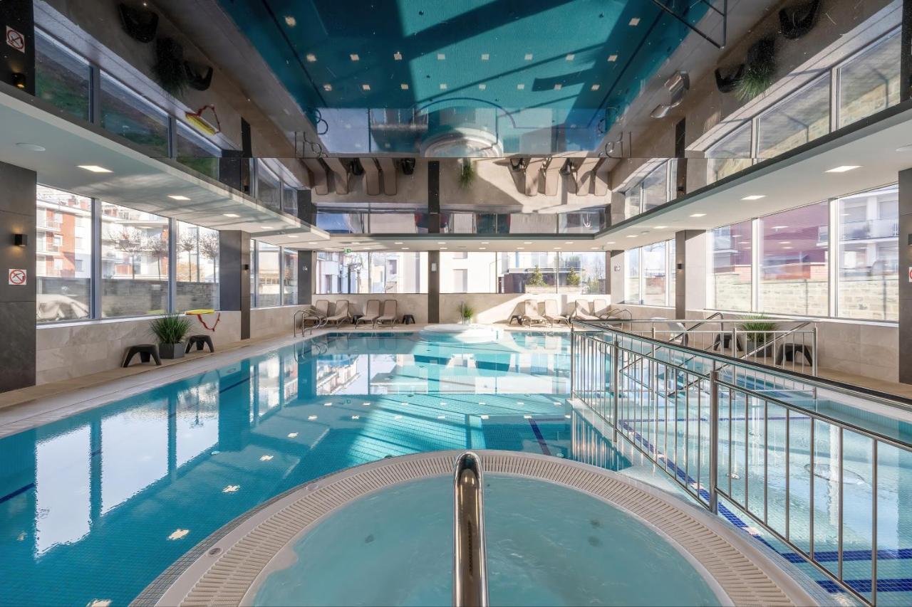 Apartment Klifowa With Spa, Fitness & Kids By Renters Rewal