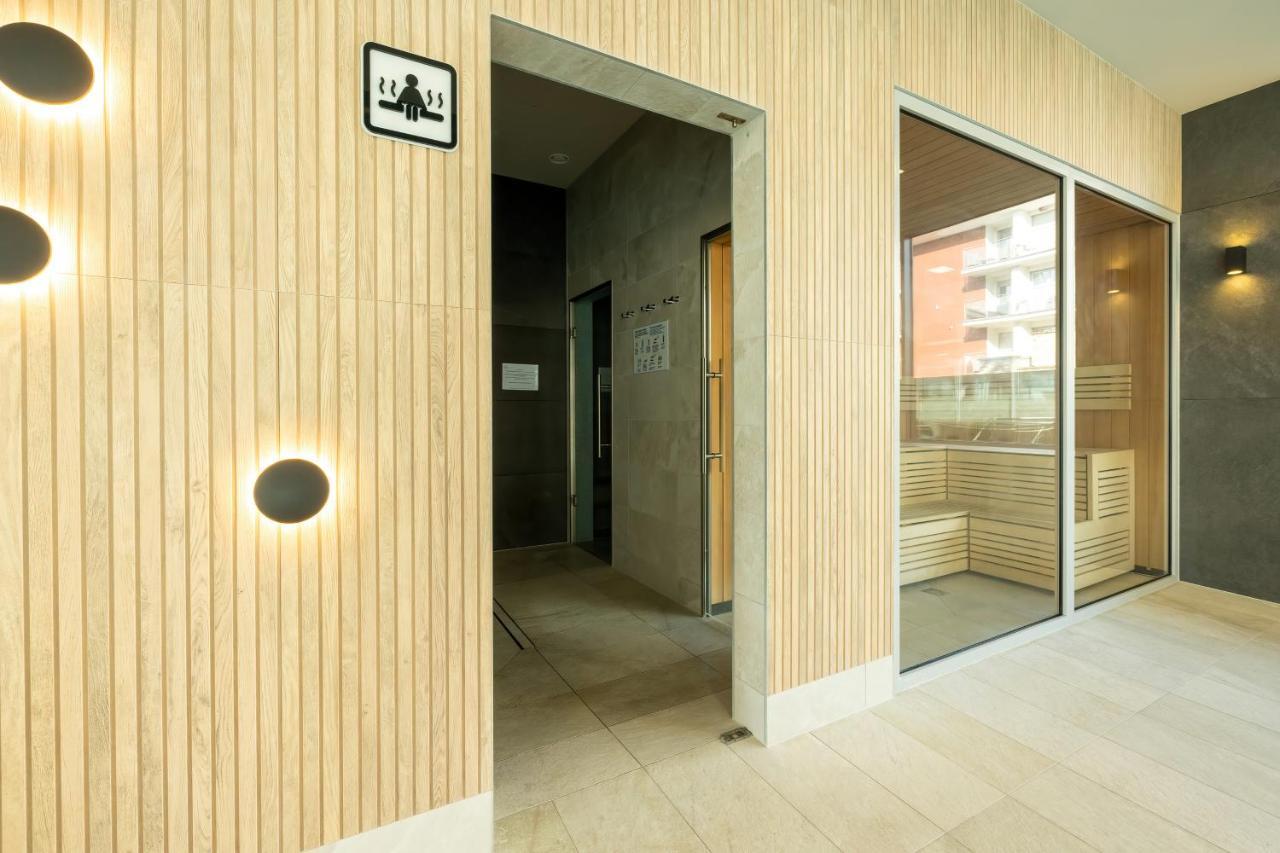 Klifowa With Spa, Fitness & Kids By Renters Rewal